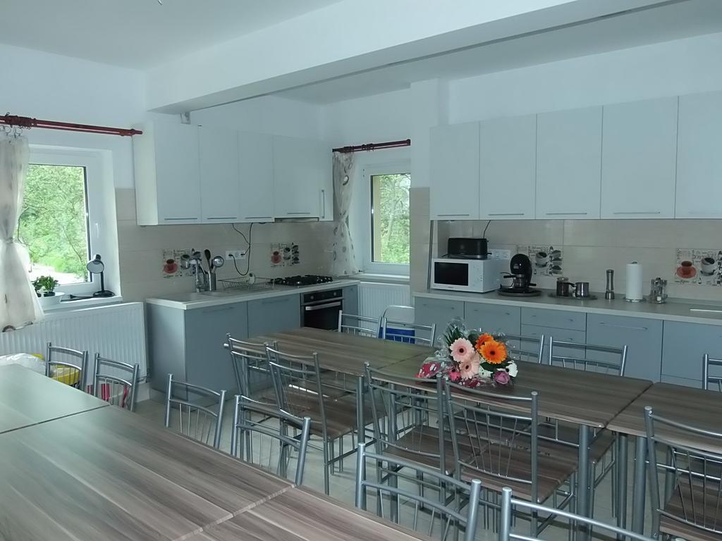 Olt-Part Vendeghaz Hotel BaileTusnad Ngoại thất bức ảnh